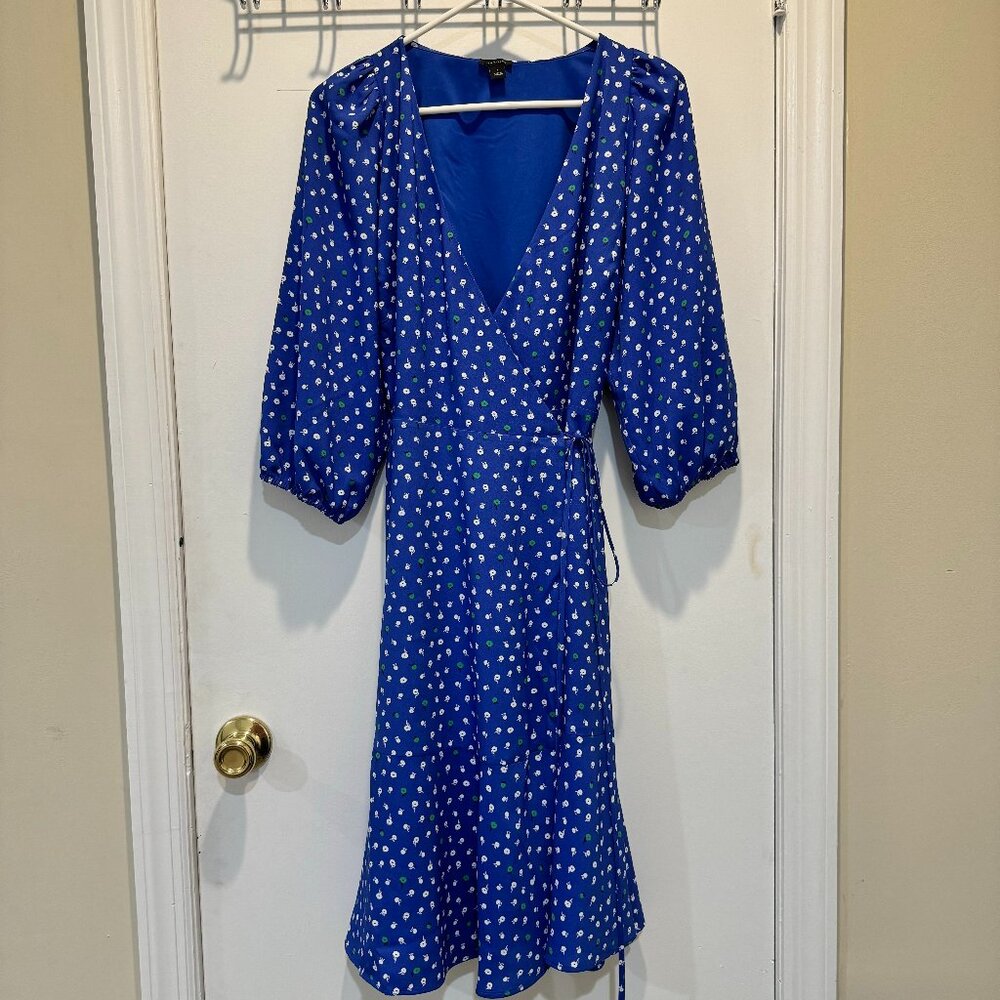 Ann Taylor Floral Wrap Dress (Size: 4)